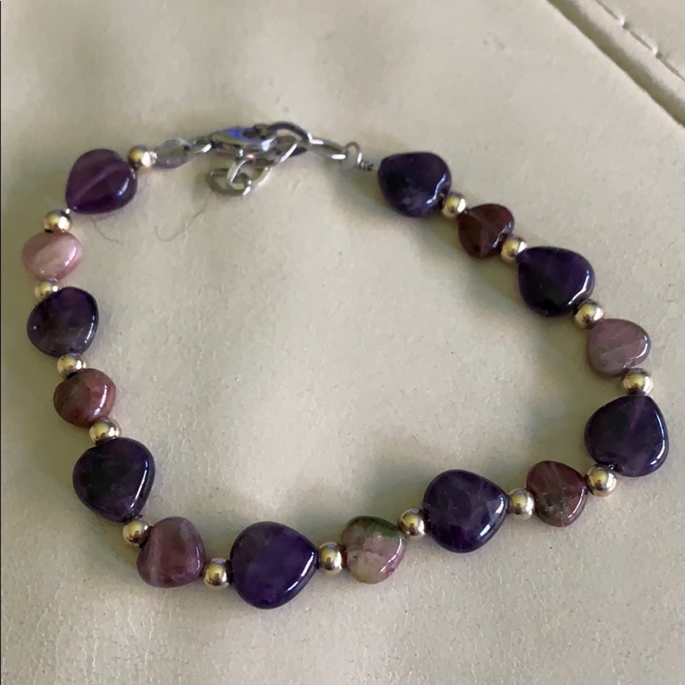 Purple glass beaded bracelet